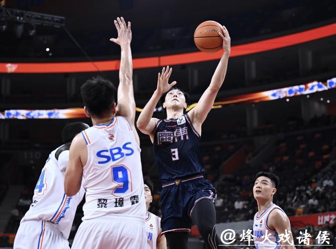 打破历史!广东宏远取得1000场CBA正式比赛的胜利 打破历史!广东宏远取得1000场CBA正式比赛的胜利